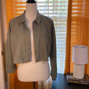Mix & Match 2/$20 Ci Sono Crop Button Up Sz. XL